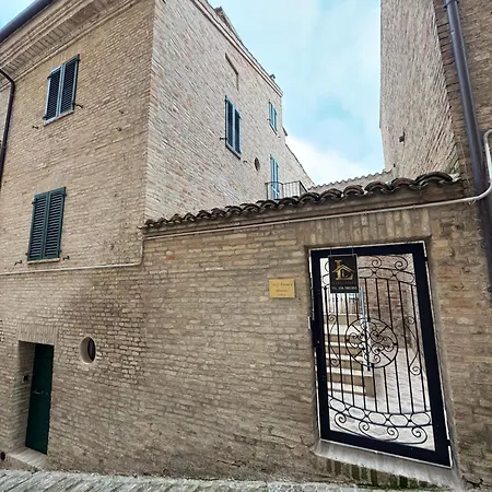 Gæstehus La Dimora Del Borgo Montecassiano