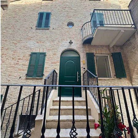 La Dimora Del Borgo Guest house